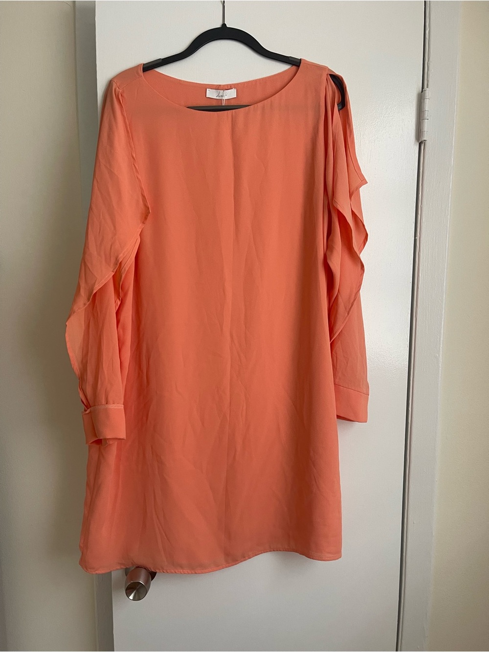 Women’s Coral Ruffle Sleeve Shift Dress